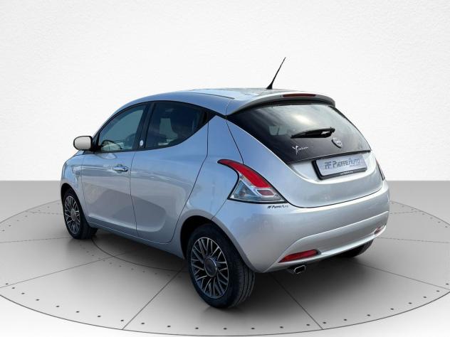 Lancia Ypsilon Ypsilon 1.2 69 CV 5 porte GPL Ecochic Silver - Foto 3