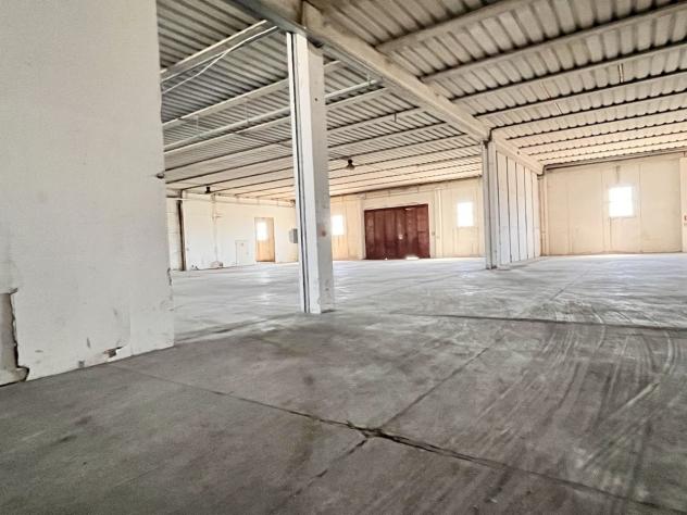 Commerciale in vendita a Rosignano Marittimo