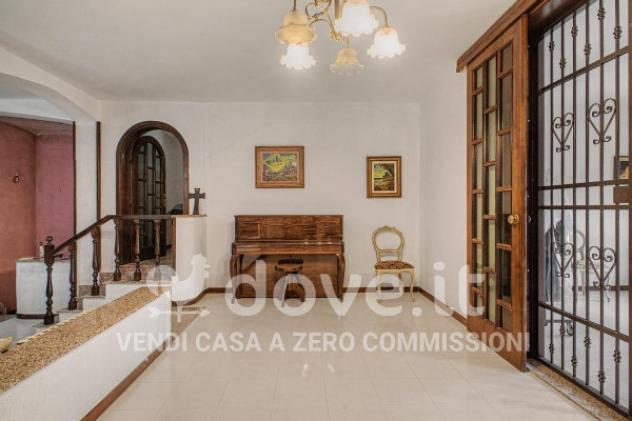 Casa indipendente di 200 m² con più di 5 locali in vendita a Leporano - Foto 12