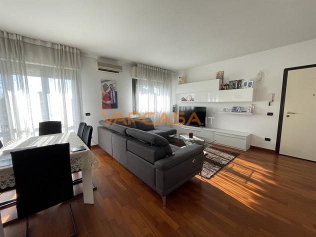 FANTASTICO TRILOCALE CON TERRAZZO - Foto 8