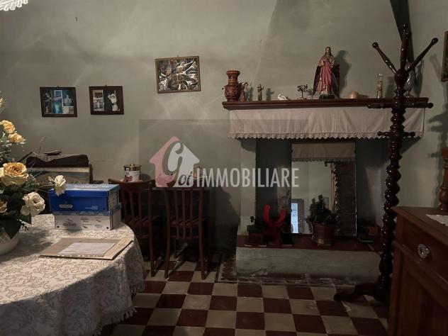 CASA SEMINDIPENDENTE CON AMPIO RUSTICO E GIARIDNO INTERNO - Foto 10