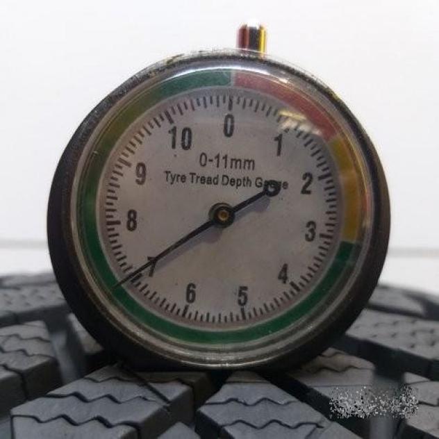 2 gomme 235 50 17 bridgestone a20927 - Foto 3