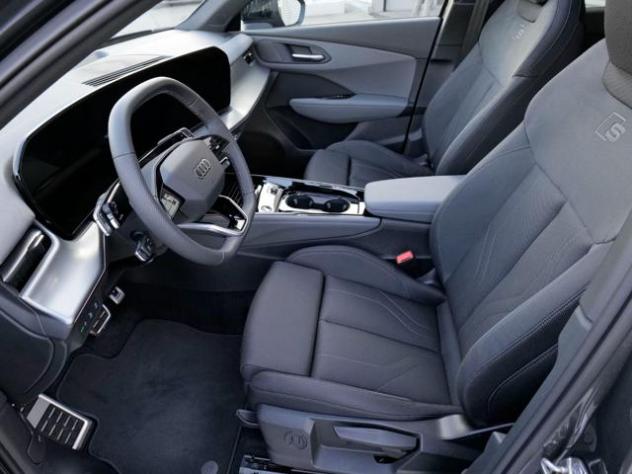 AUDI Q3 NEW 2.0 Tdi 150cv S-tronic S-line edition rif. 24153378 - Foto 5