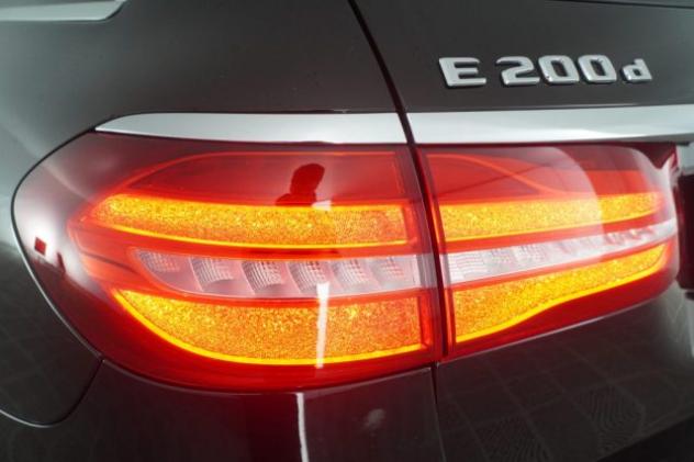 MERCEDES-BENZ CLA sse E E 200d S.W. Auto Business Sport rif. 23979147 - Foto 9