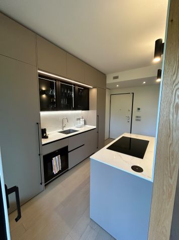 Lussuoso bilocale con garage e cantina lib. subito - Foto 3