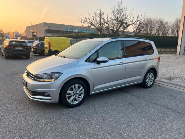 Volkswagen Touran 2.0 TDI 150 CV DSG BlueMotion Technology restyling - Foto 9