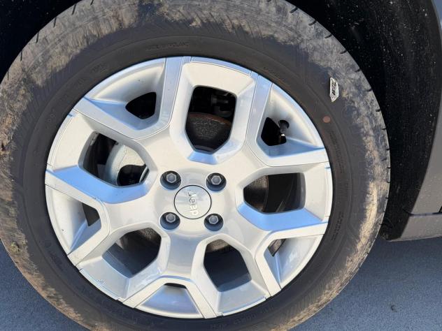 Jeep Avenger JEEP Ice My25 Altitude 1.2 100cv - Foto 10