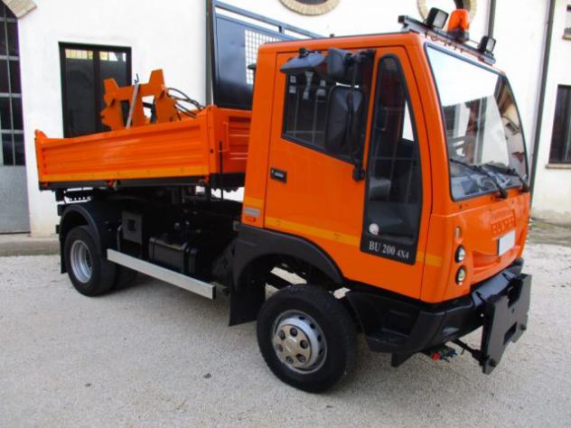 BUCHER BU 200 ribaltabile 4x4 con lama neve rif. 14214522 - Foto 10
