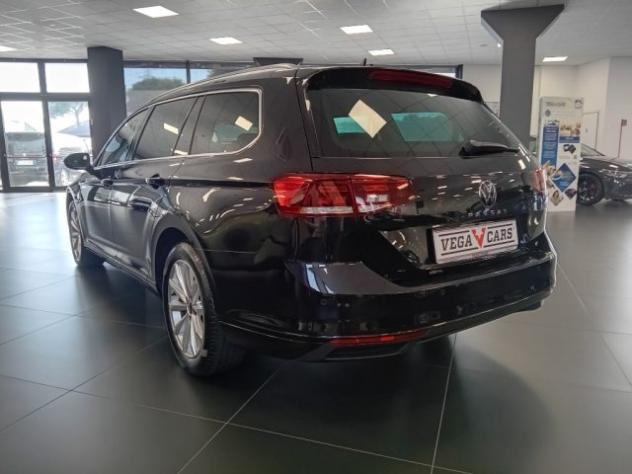 VOLKSWAGEN Passat Variant 2.0 TDI SCR EVO DSG Business rif. 23804485 - Foto 6