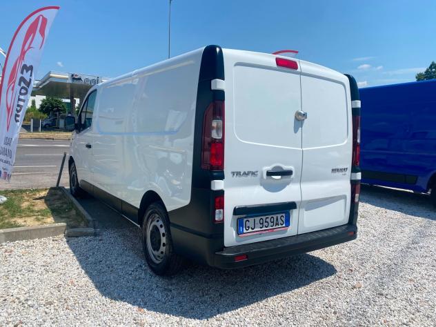 Renault Trafic T29 2.0 L2 H1 dCi 120CV PC-TN Furgone Ice - Foto 7