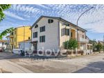 Villetta a schiera di 200 m² con più di 5 locali in vendita a Agliana [rif. &hellip;