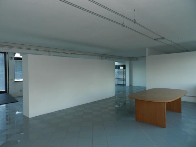 Ufficio in affitto a Lucca