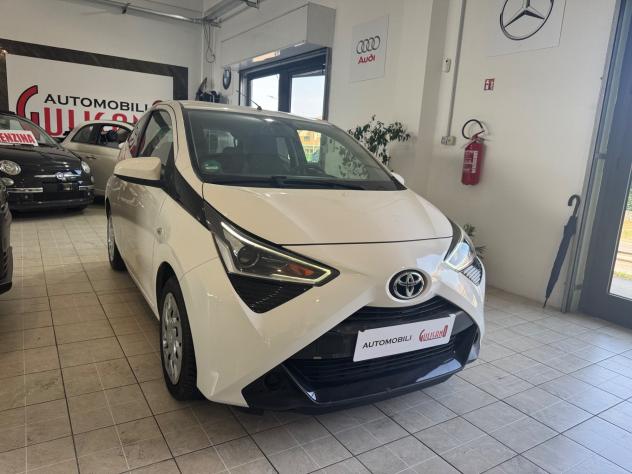 Toyota Aygo Connect 1.0 VVT-i 72 CV 5 porte x-fun MMT - Foto 2