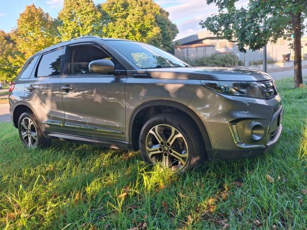 Suzuki Vitara 1.6 DDiS V-Cool-EURO6b-PELLE-NAVI- - Foto 5