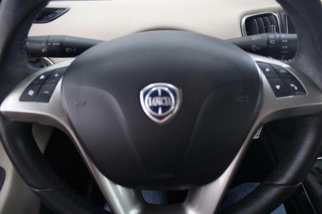 LANCIA - Ypsilon - 0.9 T.Air 85 CV 5 porte Metano Ecochic Gold - Foto 8