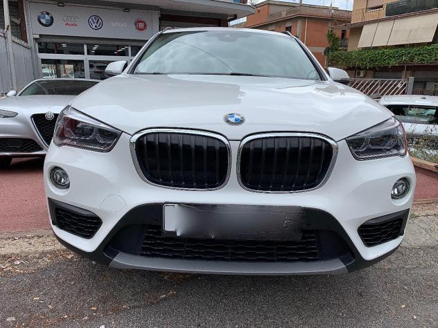 BMW X1 sDrive18d TETTO VETTURA AZIENDALE KM CERTIFICATI - Foto 3