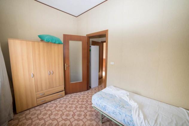 Vendita Casa singola da 238 mq in Via XXV Aprile con giardino - Foto 8