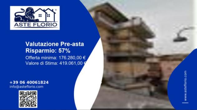 Immobile in asta di 647 m² con più di 5 locali in vendita a Montegranaro
