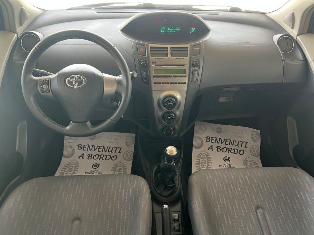 Toyota Yaris 5p 1.3 100 CV - Perfetta - Garanzia - Foto 6