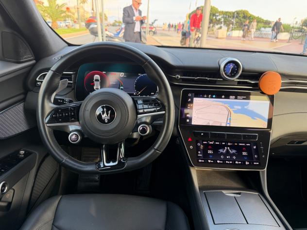 Maserati Grecale MHEV 300 CV AWD GT - Foto 9