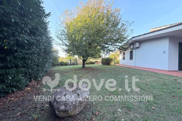 Villa di 208 m² con 5 locali e box auto in vendita a Artena - Foto 9