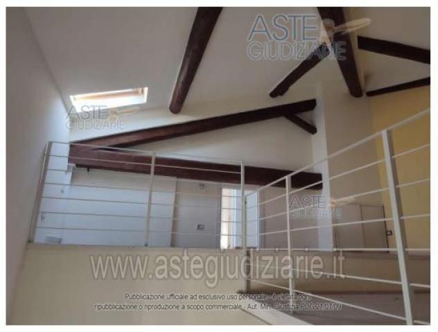 IMMOBILI-IMMOBILE RESIDENZIALE-Viale antonio pacinotti, 46, 51100 pistoia pt, italia - Foto 8
