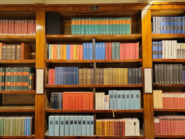 Pulizia e riordino libreria casa / ufficio