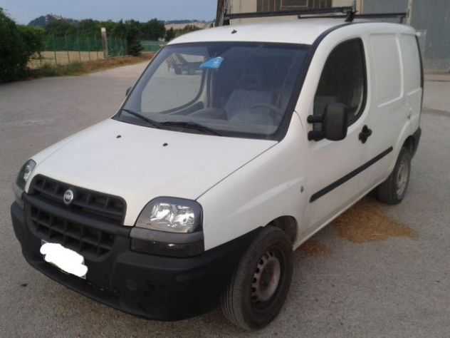 Fiat Doblo 1.9 D Cargo Lamierato - Foto 2