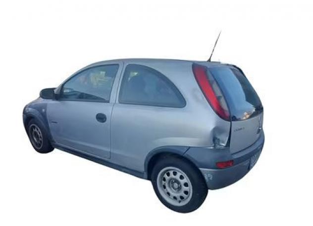 RICAMBI USATI AUTO OPEL Corsa C 3P 1° Serie benzina 1.0 (0003)