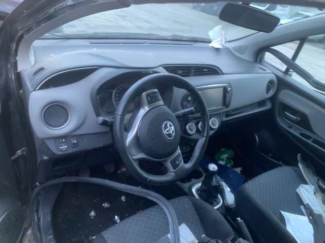 Ricambi usati Toyota Yaris 2015 1kr benzina - Foto 8