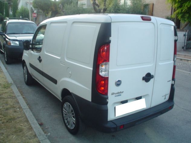 Fiat Doblo 1.3 MJT 16V PC-TN Coibentato - Foto 3