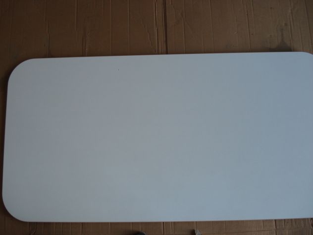 VENDO UNA PIANA X SCRIVANIA  CM 121 X 61 X 3 IN OTTOMO STATO - Foto 2