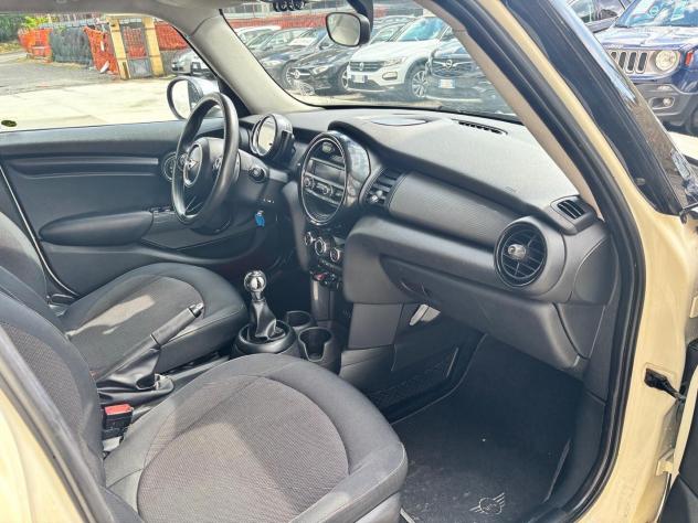 Mini Cooper D 5 pt 115 cv - Foto 2