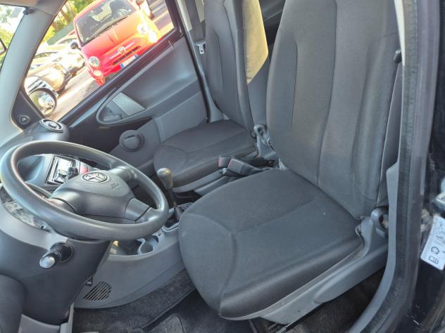 Toyota Aygo 1.0 12V VVT-i 5 porte Now - Foto 10