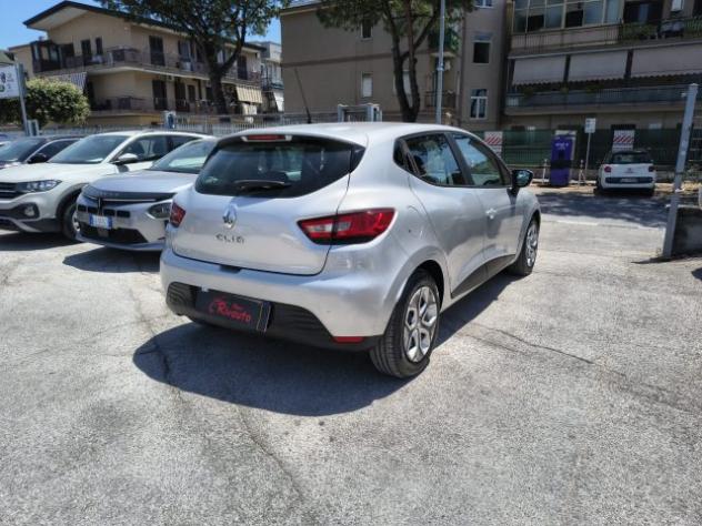 RENAULT Clio 1.2 75CV 5 porte Costume National rif. 23838386 - Foto 7