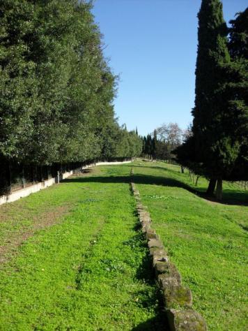 VILLA di 18 vani e di 700 mq (GAMBASSI TERME) rif. G 980 - Foto 8