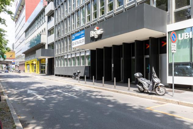 Ufficio privato in affitto per 2 persone a Milano, Certosa - Foto 2
