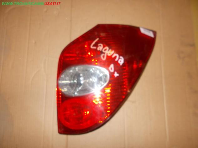 FANALE POST.D. RENAULT LAGUNA (B74/K74)  Parti elettriche  Fanaleria  Fanali  Fanale post. sx. RENAULT - LAGUNA - 01-03-2001 - 01-02-2005