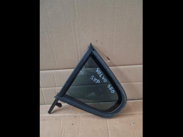 VETRO FISSO POSTERIORE SX VOLVO S60 1° Serie (0009)