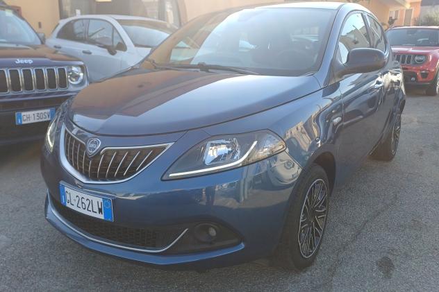 Lancia Ypsilon 1.0 FireFly 5 porte S&S Hybrid Gold - Foto 3