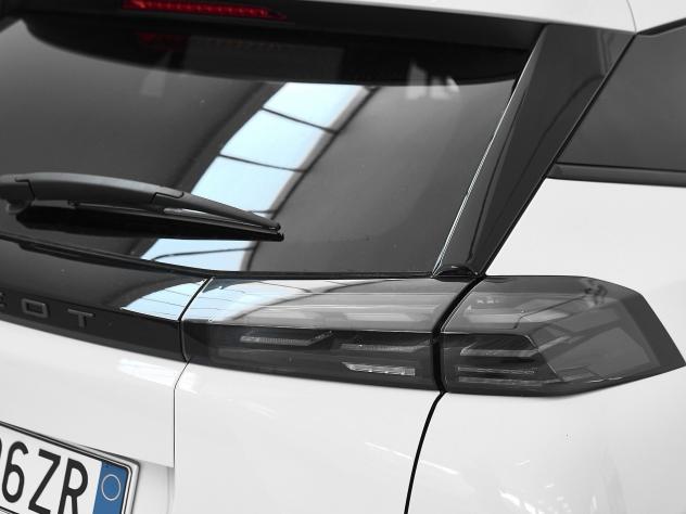 Peugeot 2008 PureTech 100 Allure S/S - Foto 7