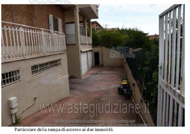 IMMOBILI-IMMOBILE COMMERCIALE-Via J. F. Kennedy, 3, 00040 Marino RM, Italia