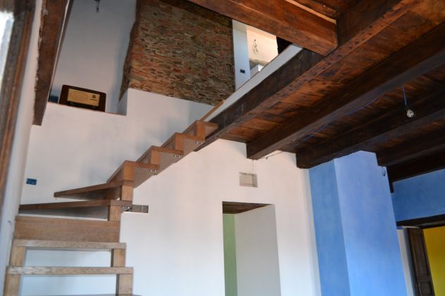 Attico finemente ristrutturato centro storico Rogliano (CS) - Foto 8