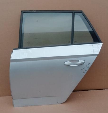 PORTA POST. SX ARGENTO (No Alz. - No Serr.) SW 999-U1305249 Carrozzeria Lamierati esterni Porte Porta post. sx. SKODA - FABIA - 01-02-2015 -