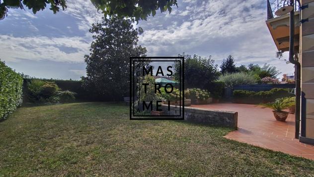 VILLA di 12 vani e di 406 mq (CAPANNORI) rif. 3464 - Foto 3