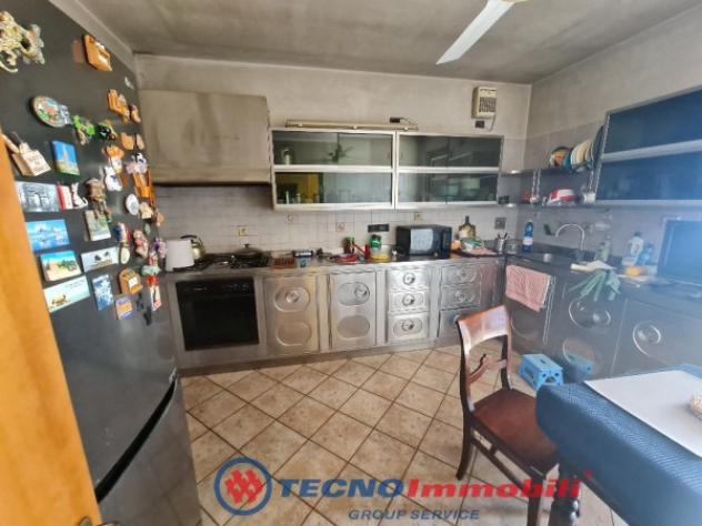 Villa di 140 m² con più di 5 locali e posto auto in vendita a Ciriè - Foto 4