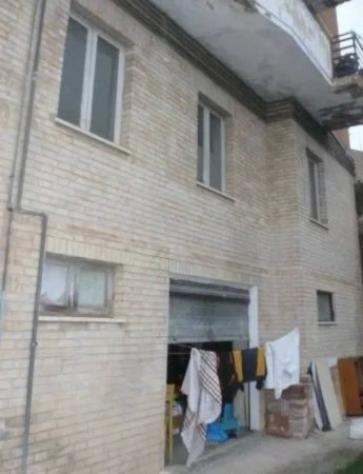 Immobile in asta di 120 m² con più di 5 locali in vendita a Montegiorgio - Foto 3
