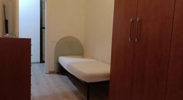 CASAL MORENA TRILOCALE ARREDATO CON BALCONE - Foto 7