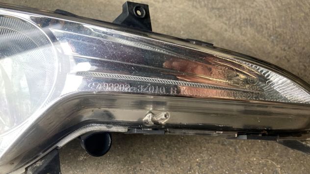 Faro fendinebbia anteriore DX Hyundai I40 del 2014 (922023Z010) - Foto 3