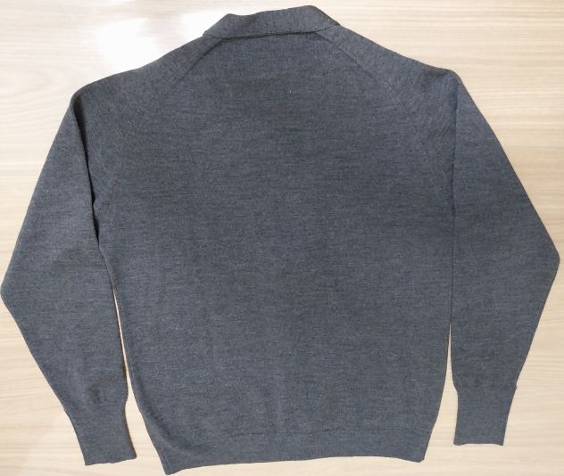 Cardigan grigio scuro 100% lana, made in England, a maniche lunghe. - Foto 2